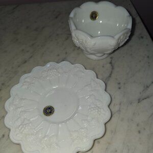Vintage Westmoreland Milk Glass Grape Pattern Footed Bowl With Matching Saucer